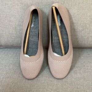 Allbirds Women's Tan Tree Breezers Flats